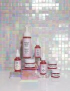 theBalm To The Rescue® Complexion озаряващ серум за лице с успокояващ ефект 30 мл.