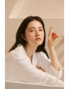 thim Essential Lip Milk блясък за устни с кремообразна текстура за подхранване и хидратация 7 гр.