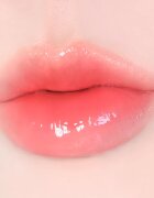 thim Satin Lip Glaze дълготраен гланц за устни с хидратиращ ефект цвят 03 Fig Noir 6 гр.