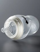 Tommee Tippee Natural Start Anti-Colic самостерилизиращо се бебешко шише Medium Flow 3 m+ 2x340 мл.