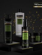 TRESemmé Flawless Curls Leave-in Serum серум за коса против цъфтене 200 мл.