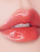 Unleashia Sisua Popcorn Syrup Lip Plumper хидратиращ блясък за устни цвят No.1 Strawberry Cream 3.8 гр.