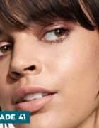 Urban Decay Hydromaniac Tinted Glow Hydrator хидратиращ фон дьо тен цвят 41 35 мл.