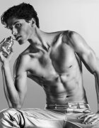 Viktor & Rolf Spicebomb Metallic Musk парфюмна вода за мъже 90 мл.