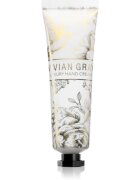Vivian Gray Velvet Romance подхранващ крем за ръце аромати Lemon & Green Tea 30 мл.