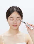 VT Cosmetics Cica Collagen Eye Cream изглаждащ и стягащ крем за околоочната зона с хидратиращ ефект 15 мл.