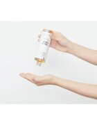VT Cosmetics Glucamune Toner освежаващ хидратиращ тоник за укрепване на кожната бариера 200 бр.