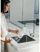 Waterdrop LUCY® Filtration Carafe филтрираща гарафа 1 бр.