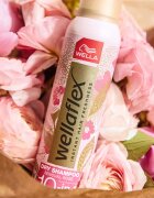 Wella flex Sensual Rose сух шампоан с нежен флорален аромат 180 мл.