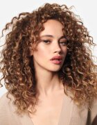 Wella Professionals Nutricurls Waves лек хидратиращ шампоан за чуплива коса 250 мл.