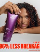 Wella Professionals Ultimate Color Conditioner хидратиращ балсам за боядисана коса и коса с кичури 1000 мл.