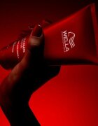 Wella Professionals Ultimate Repair Conditioner хидратиращ балсам за увредена и боядисана коса 500 мл.