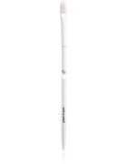 Wet N Wild Essential Small Concealer Brush четка за коректор малък 1 бр.