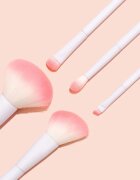 Wet N Wild Essential Small Concealer Brush четка за коректор малък 1 бр.
