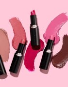 Wet N Wild MegaLast овлажняващо червило с матиращ ефект цвят Bare It All 3.3 гр.