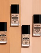 Wet N Wild PhotoFocus матиращ флуид фон дьо тен цвят Desert Beige 30 мл.