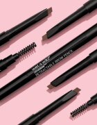 Wet N Wild Ultimate Brow двустранен молив за вежди с четка цвят Taupe 0.2 гр.