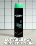 Wilkinson Sword Sensitive Shave Gel пенлив гел за бръснене за мъже 200 мл.
