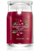 Yankee Candle Black Cherry ароматна свещ Signature 567 гр.