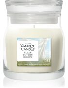 Yankee Candle Clean Cotton ароматна свещ Signature 110 гр.