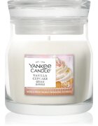 Yankee Candle Vanilla Cupcake ароматна свещ Signature 110 гр.