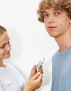 Ziaja Jeju Young Skin течен коректор за перфектна кожа цвят Natural 30 мл.