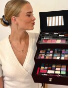 ZMILE COSMETICS Beauty Case Velvety козметично куфарче Dark Berry