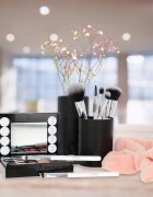 ZMILE COSMETICS Your Utensilo Brushes комплкет четки с калъф