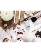 Zoë Ayla Rose Quartz Luxurious Facial Roller масажно валяче за лице 1 бр.