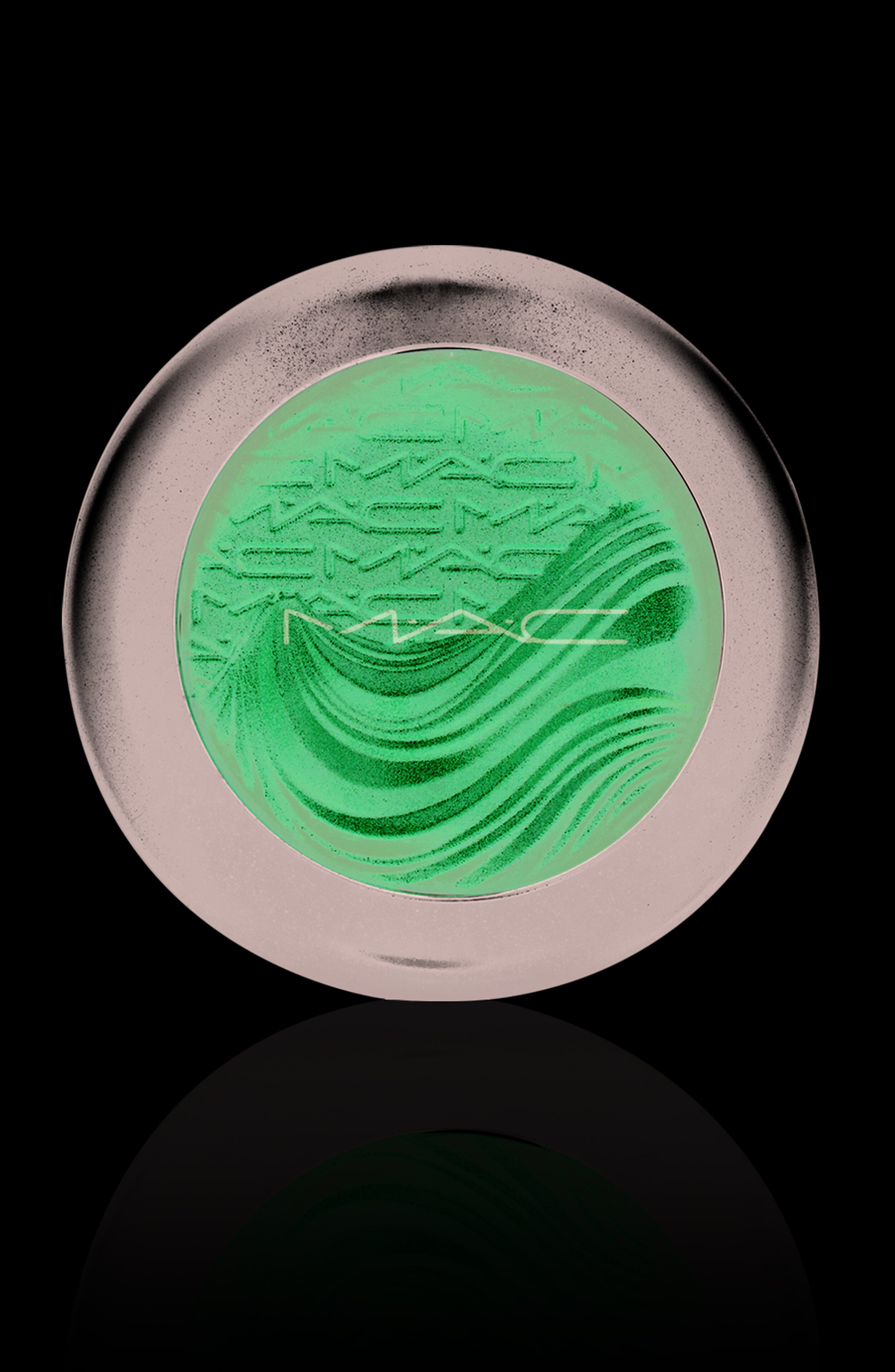 MAC Extra Dimension Eye Shadow