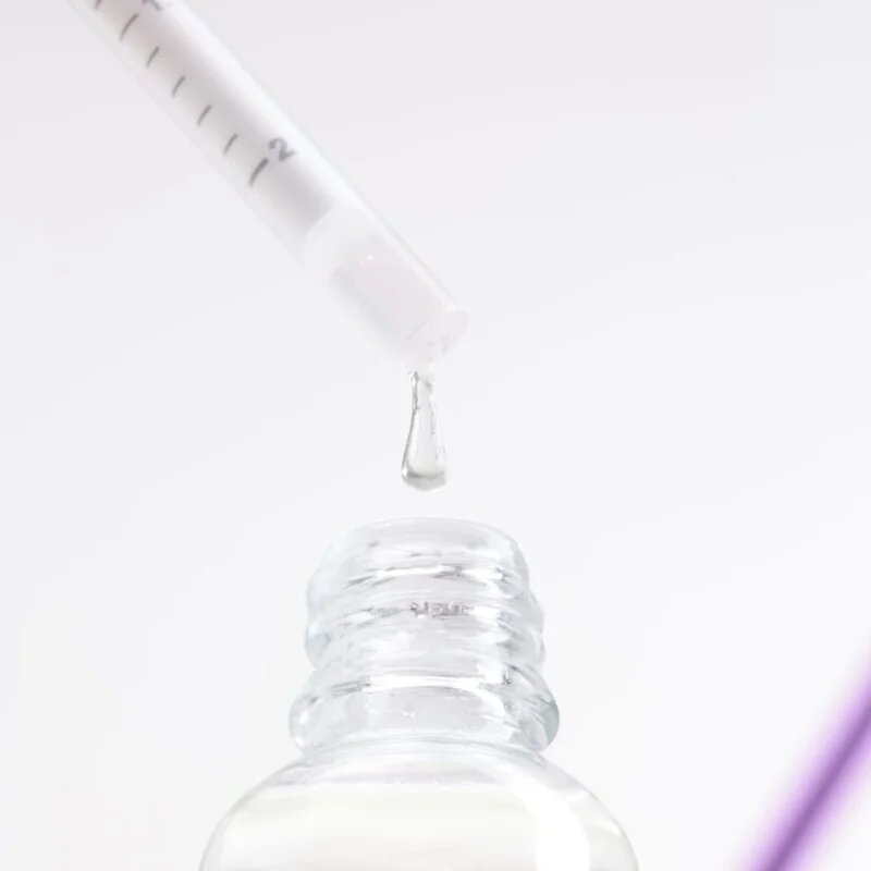 A-Derma Epitheliale Ultra Repair VIT C+ Radiance Repairing Serum регенериращ и озаряващ серум с витамин С 30 мл.