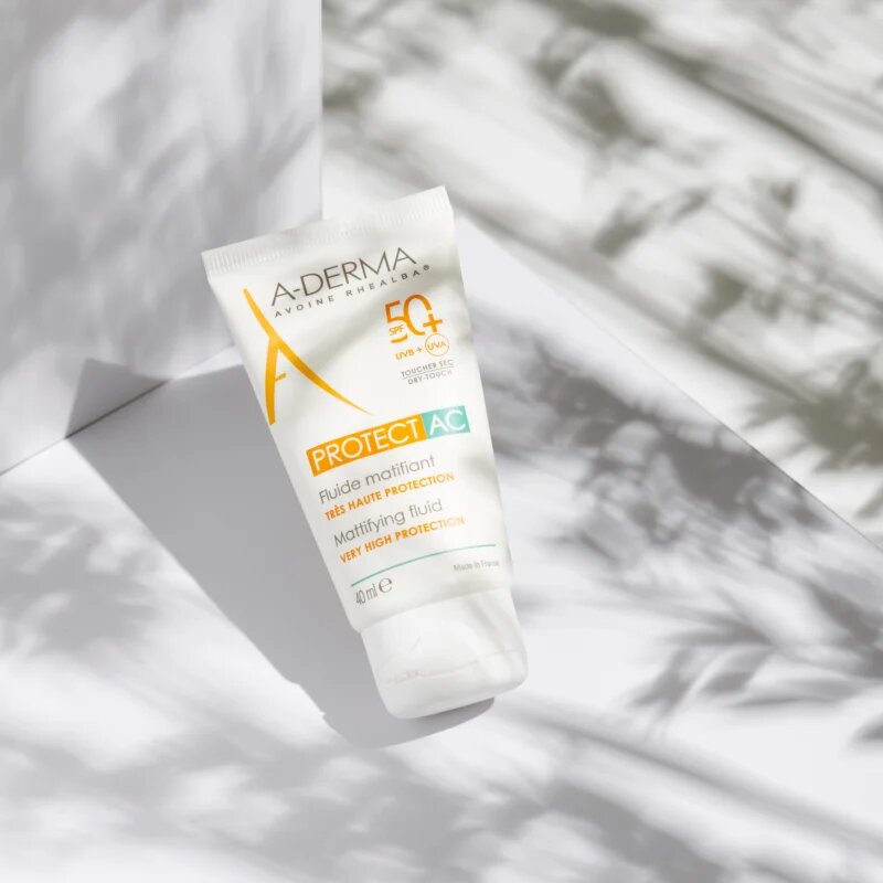 A-Derma Protect AC Mattifying Fluid матиращ флуид SPF 50+ 40 мл.