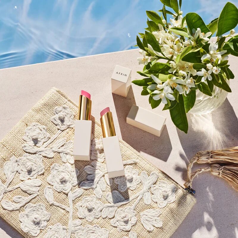 Aerin Tinted Lip Balm тониращ балсам за устни цвят Petal Pink 2.8 гр.