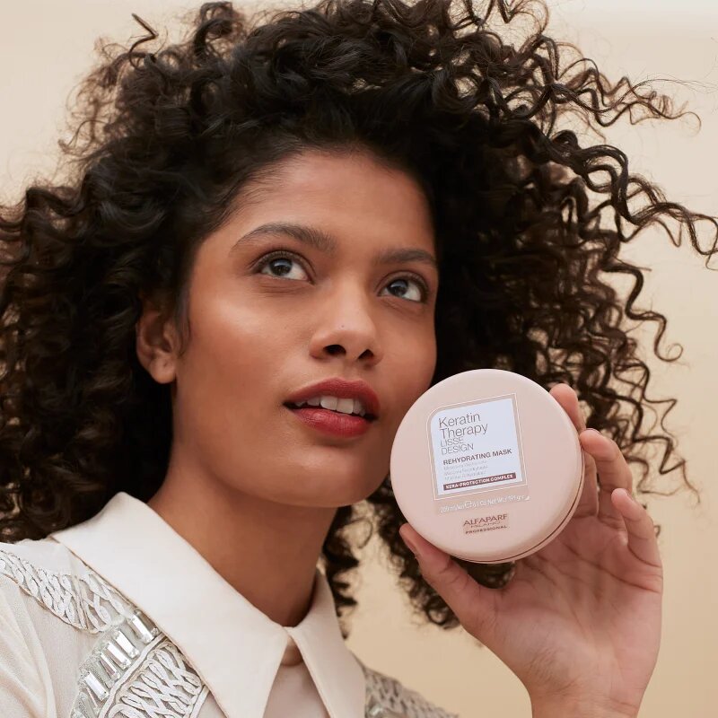 Alfaparf Milano Keratin Therapy Lisse Design рехидратираща маска за блясък и мекота на косата 200 мл.