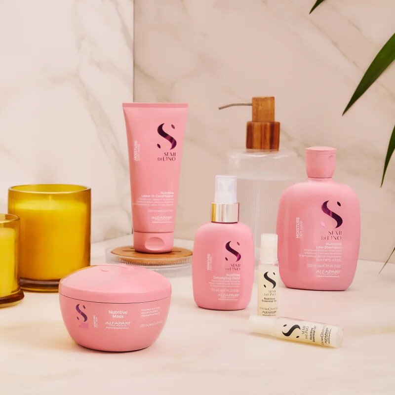 Alfaparf Milano Semi di Lino Moisture Nutritive Detangling Fluid хидратираща грижа без отмиване за по-лесно разресване на косата 125 мл.