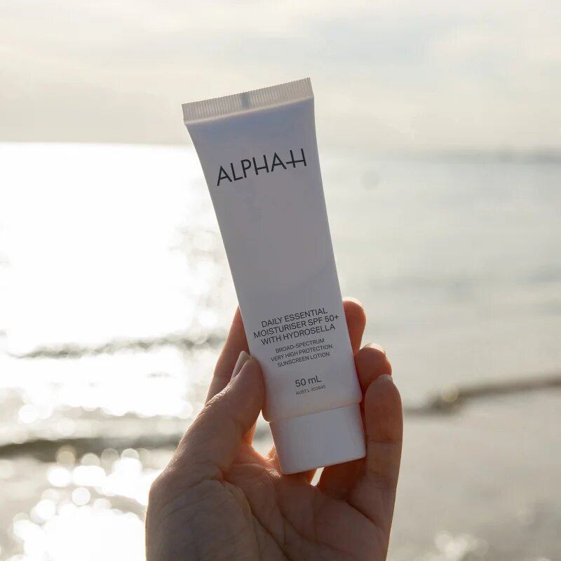 Alpha-H Daily Essential дневен хидратиращ крем SPF 50+ 50 мл.