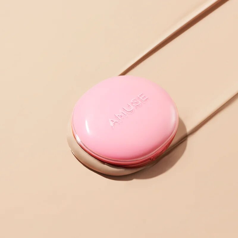 AMUSE Dew Power Vegan Cushion дълготраен грим в гъбичка за освежаване и изглаждане на кожата цвят 1.5 Natural 15 гр.