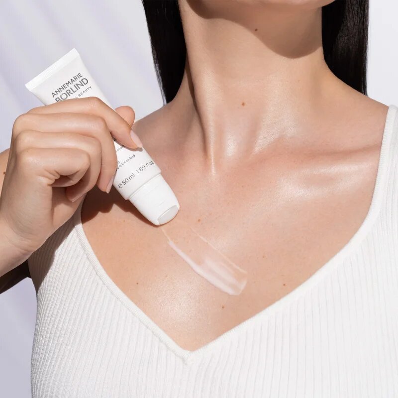 ANNEMARIE BÖRLIND NATUCOLLAGEN BOOST лифтинг серум за шия и деколте 50 мл.