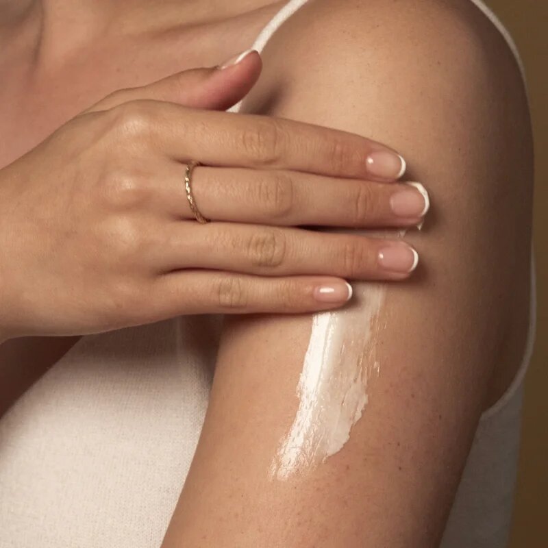 Antipodes Joyful Hand & Body Cream подхранващ крем за ръце и тяло с аромат Wild blackcurrant 120 мл.