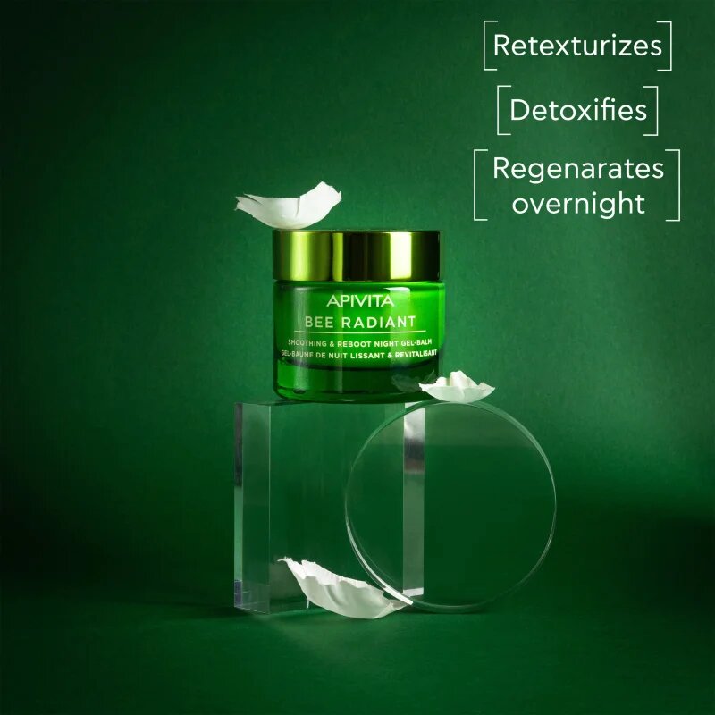 Apivita Bee Radiant Night Gel-Balm нощен детоксикиращ и изглаждащ гел-балсам 50 мл.