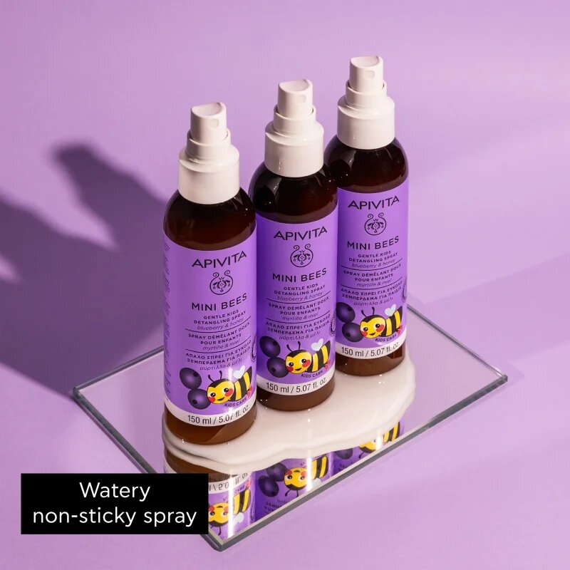 Apivita Mini Bees Gentle Kids Detangling Spray Blueberry&Honey спрей за по-лесно разресване на косата 150 мл.