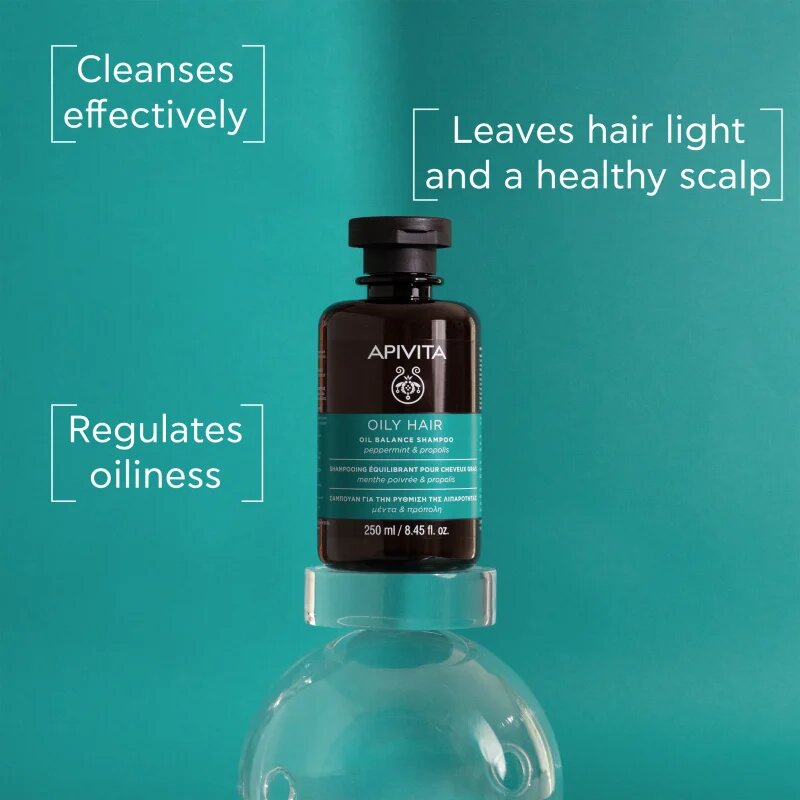 Apivita Oily Hair Oil Balance Shampoo дълбоко почистващ шампоан за мазен скалп за подсилване и блясък на косата 250 мл.