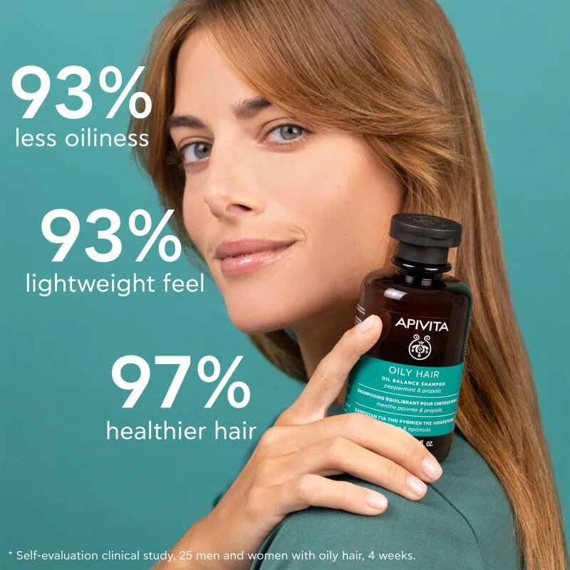 Apivita Oily Hair Oil Balance Shampoo дълбоко почистващ шампоан за мазен скалп за подсилване и блясък на косата 250 мл.