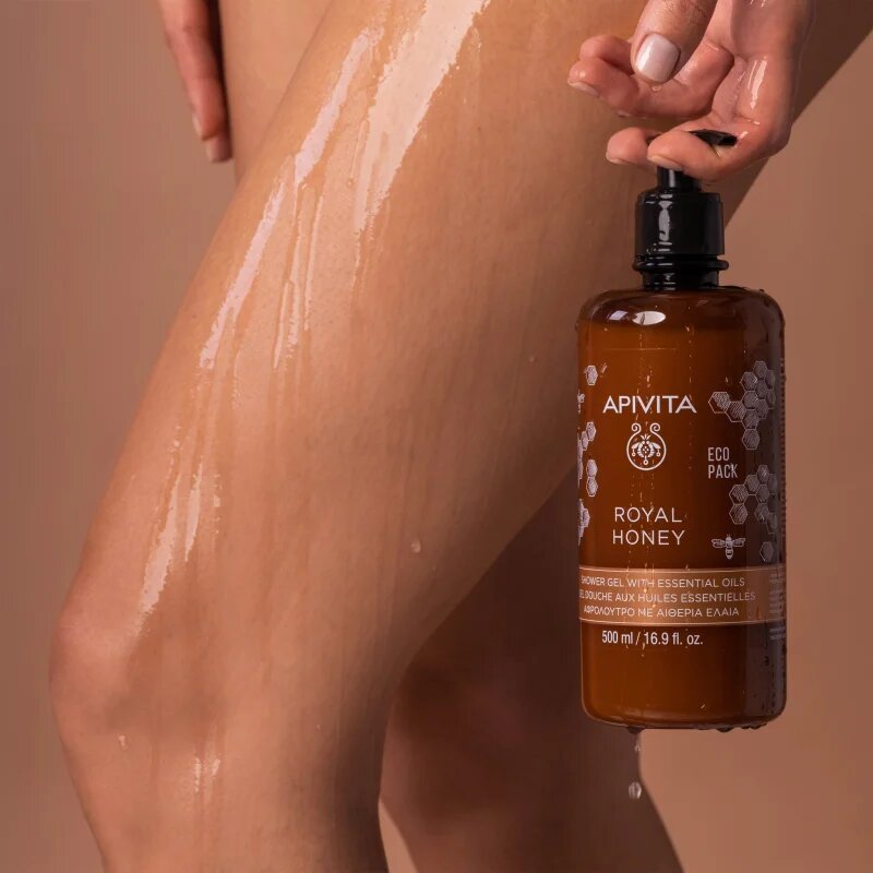 Apivita Royal Honey Creamy Shower Gel хидратиращ душ гел с есенциални масла 500 мл.