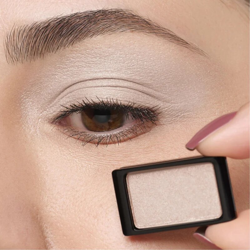 Artdeco Eyeshadow Pearl сенки за очи за поставяне в палитра перлен блясък цвят 97 Pearly Pink Treasure 08 гр.