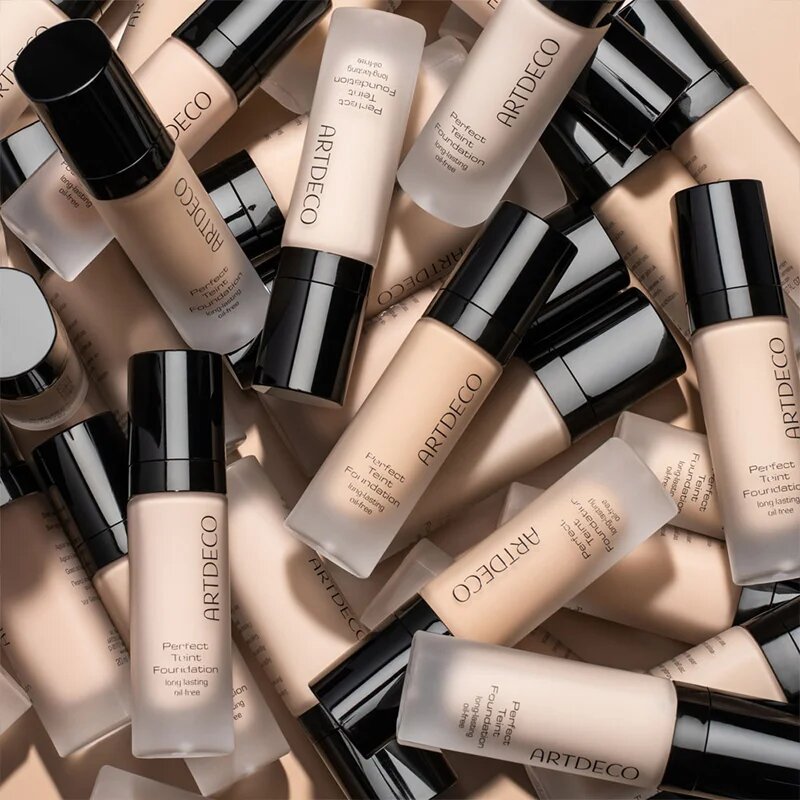 Artdeco Perfect Teint Foundation дълготраен фон дьо тен не съдържа олио цвят 35 Natural 20 мл.