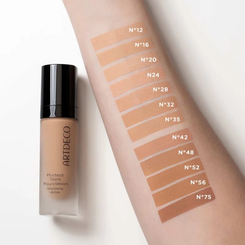 Artdeco Perfect Teint Foundation дълготраен фон дьо тен не съдържа олио цвят 35 Natural 20 мл.