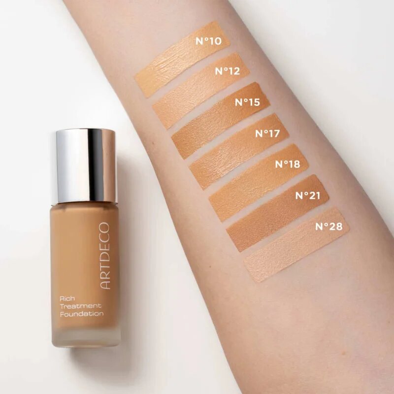 Artdeco Rich Treatment Foundation озаряващ кремообразен фон дьо тен цвят 485.12 Vanilla Rose 20 мл.