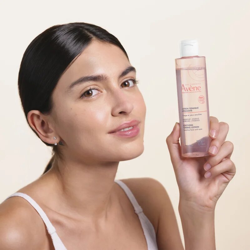 Avene Soothing Toning Lotion успокояващ тоник за чувствителна кожа на лицето и околоочен контур 200 мл.