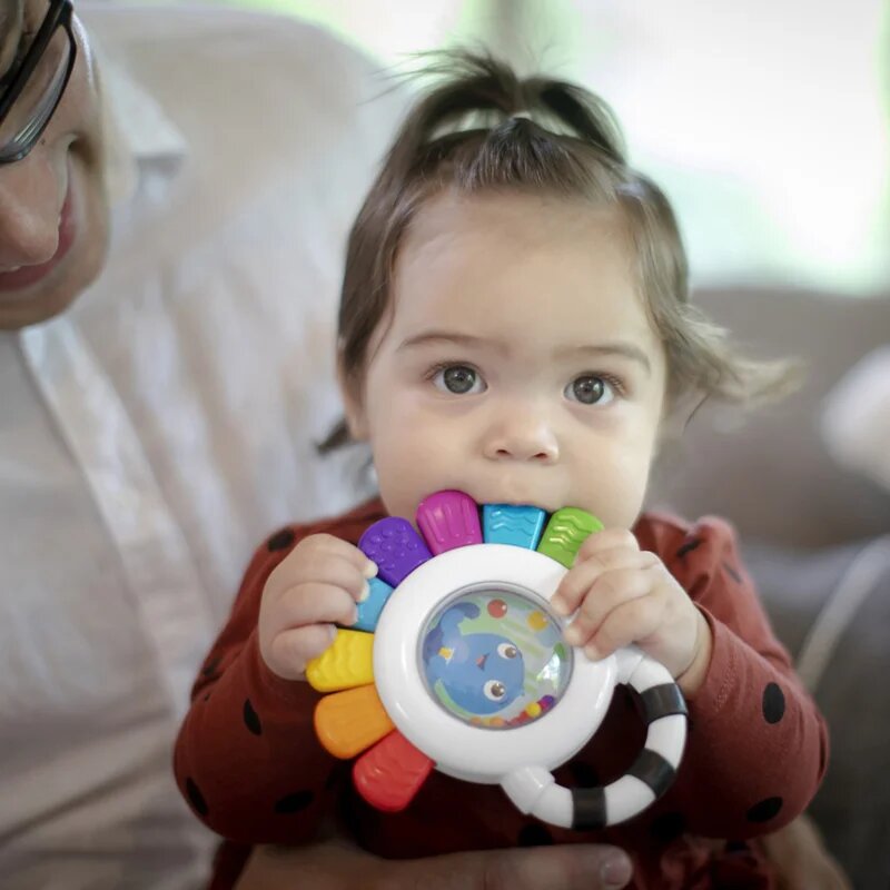 Baby Einstein Outstanding Opus Rattle & Teether Sensory Toy гризалка с дрънкалка 1 бр.